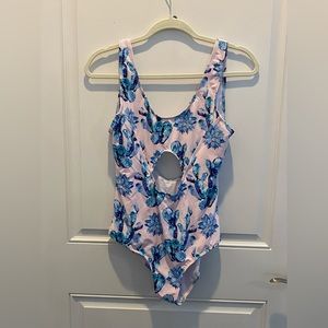 Cupshe one piece cutout peakaboo sz L floral dessert cheeky swimsuit scoop back